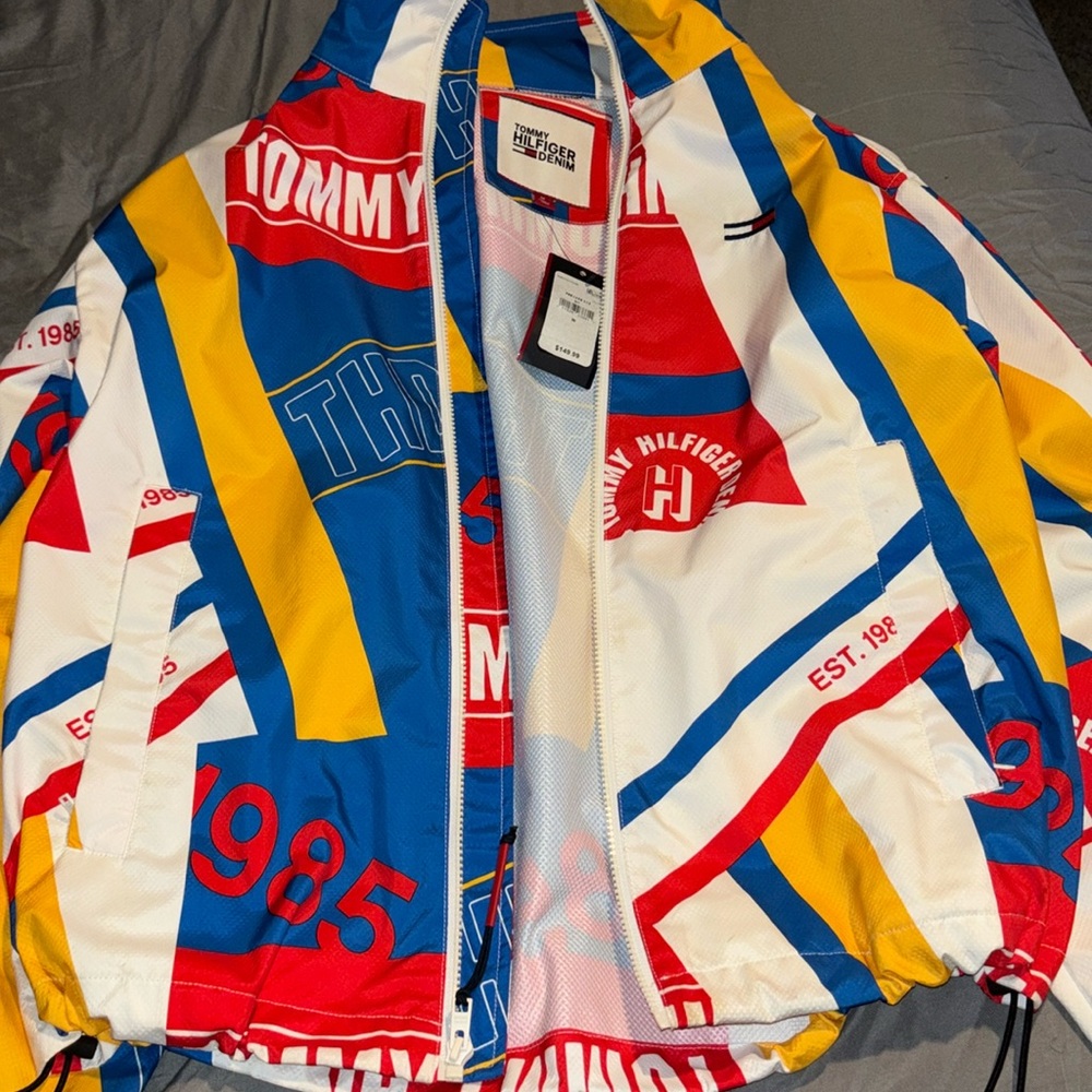 Hilfiger!